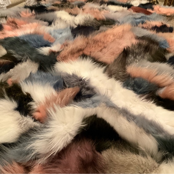 Fox Fur Blanket, custom made, patch style with stunning colors!!! - Picture 4 of 11